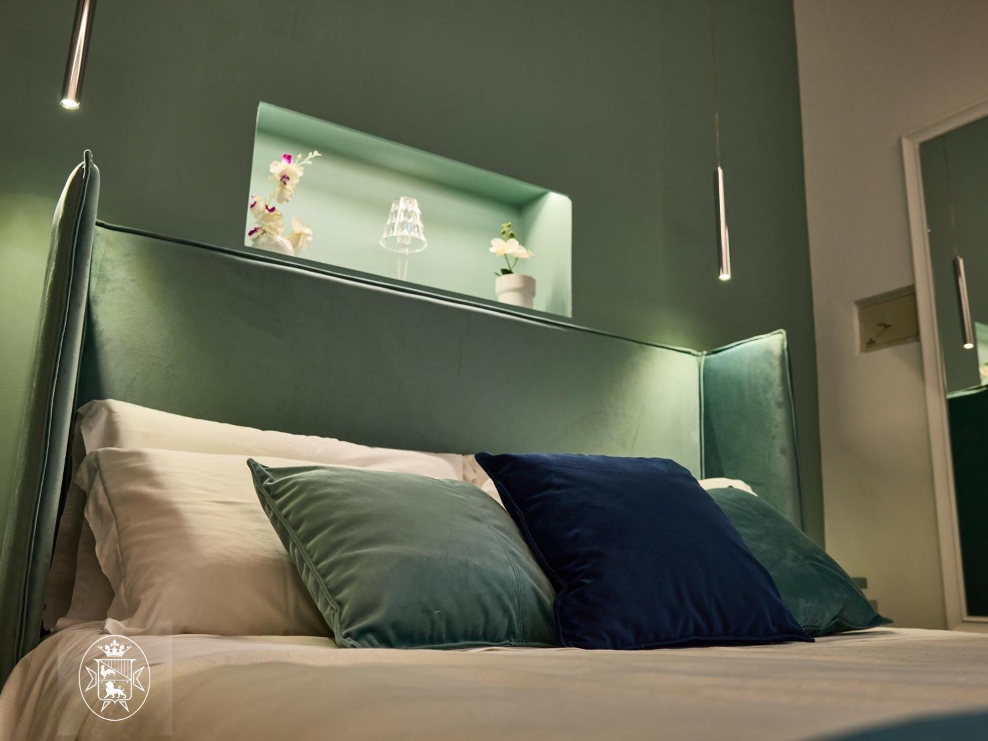 Vista Piazza Dei Martiri Bed & Breakfast Napoli Dış mekan fotoğraf