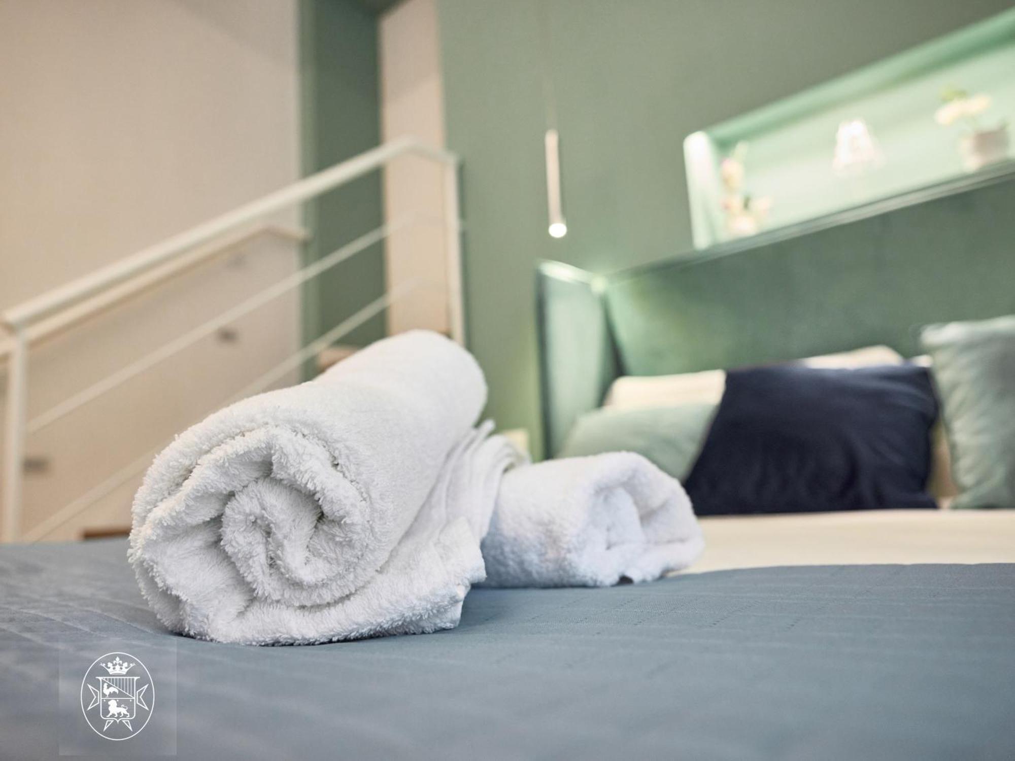 Vista Piazza Dei Martiri Bed & Breakfast Napoli Dış mekan fotoğraf